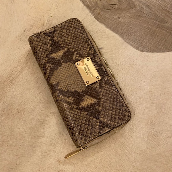 Michael Kors Python Skin Zip Wallet - Picture 3 of 11